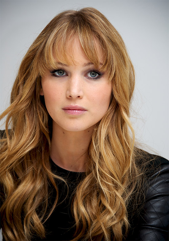 Jennifer Lawrence In Curly Bang Style