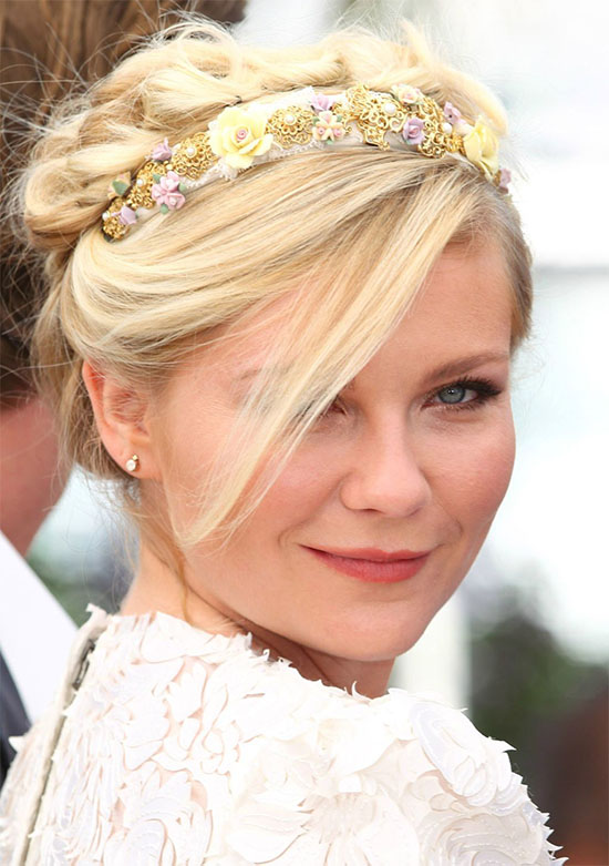 Kirsten Dunst Pinned Updo Hairstyle