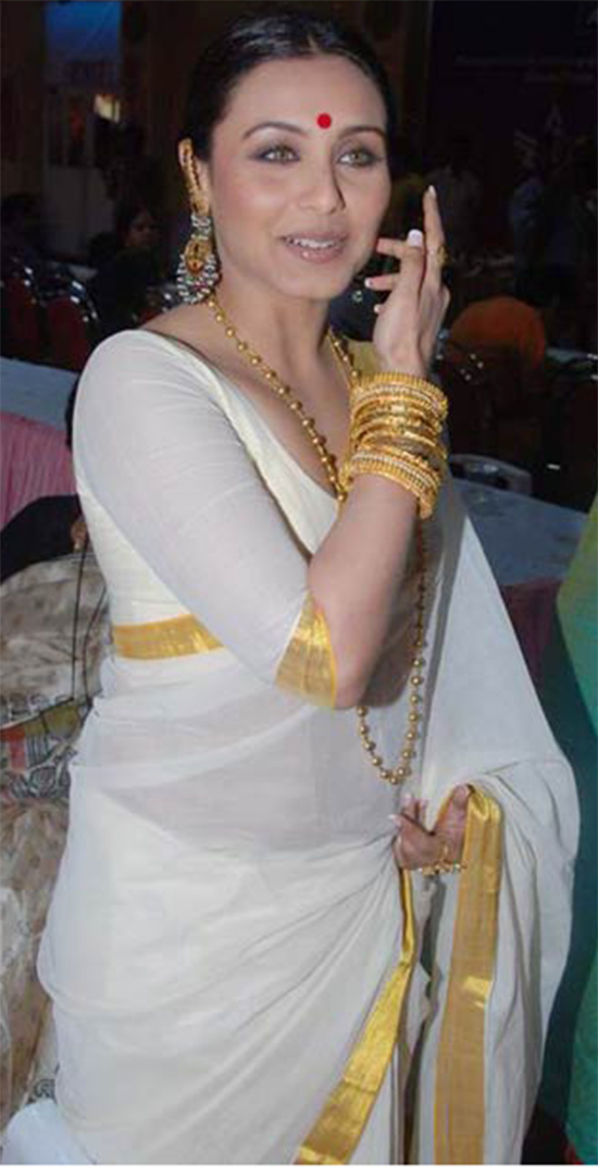 Rani Mukherjee In Kerala Saree With Deep U shape At The Front