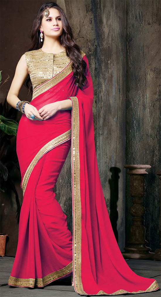 Red Chiffon Saree With Sleeve Less Blouse