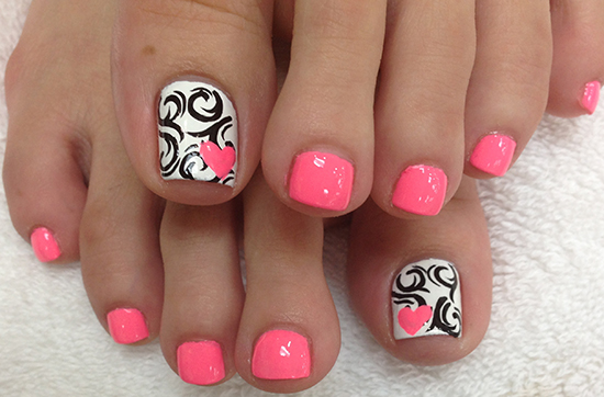 Cool Looking Pink, Black & White Themed Toe Nail Art Design