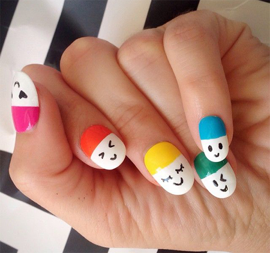 Cute & Happy Smiley Face Nails