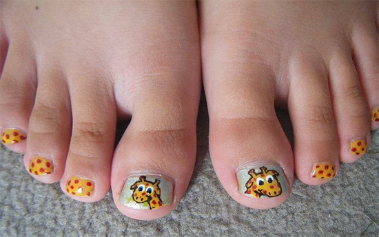 Giraffe Nail Design