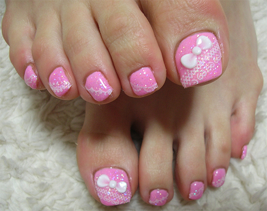 Pretty pink toe