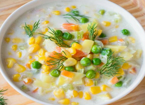 Corn and Green peas soup