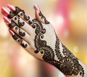 23 Stunning Bracelet Jewellery Mehndi Designs - Girlicious Beauty