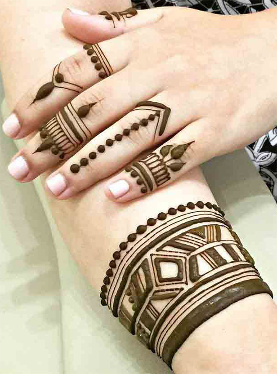 Simple bracelet mehndi design with ring || ring mehndi design for girls ||  cute bracelet henna 2020 - YouTube