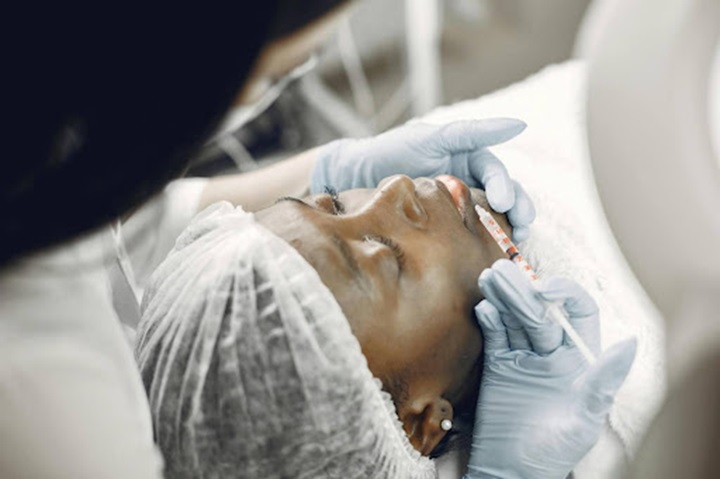 How Modern Tech is Revolutionizing Facelift Surgeries ?>